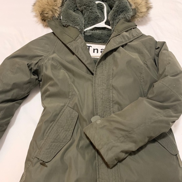 Aritzia TNA Summit Parka - Picture 2 of 5